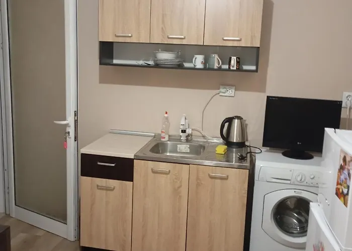 ириче 2 Apartment Warna